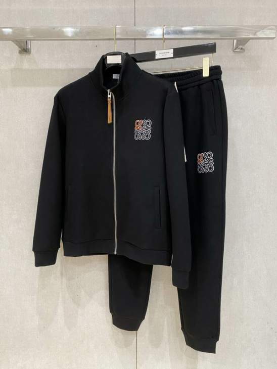 Picture of Loewe Sweater Suits _SKULoeweM-3XLxetr13440650